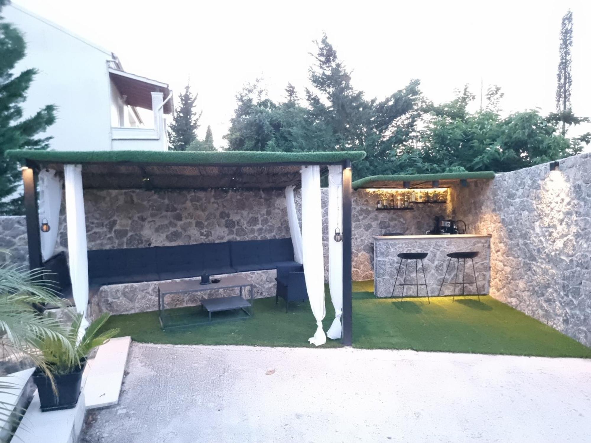 Luxvilla Agioi Deka  Экстерьер фото